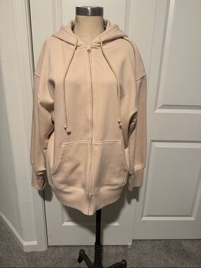 Cozy Zip-Up Hoodie in Cream